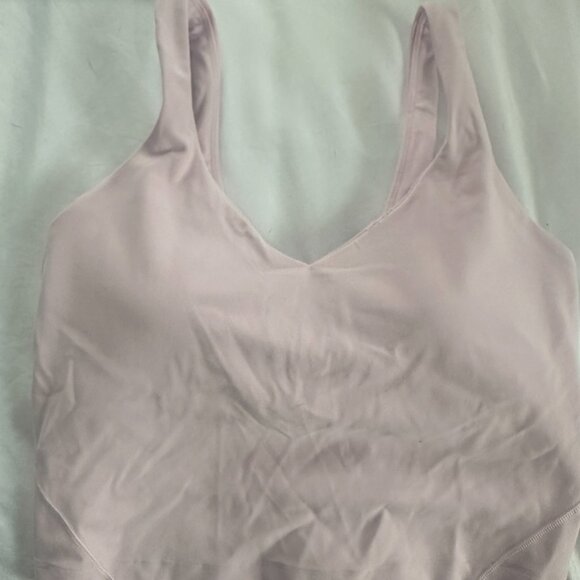 Lululemon workout top - v-neck - size xs/s - Picture 4 of 4